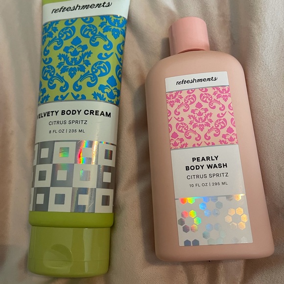 Ipsy body wash and lotion - Picture 4 of 5